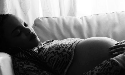 El descanso durante el embarazo: ¿Cómo conseguir dormir en cada trimestre?
