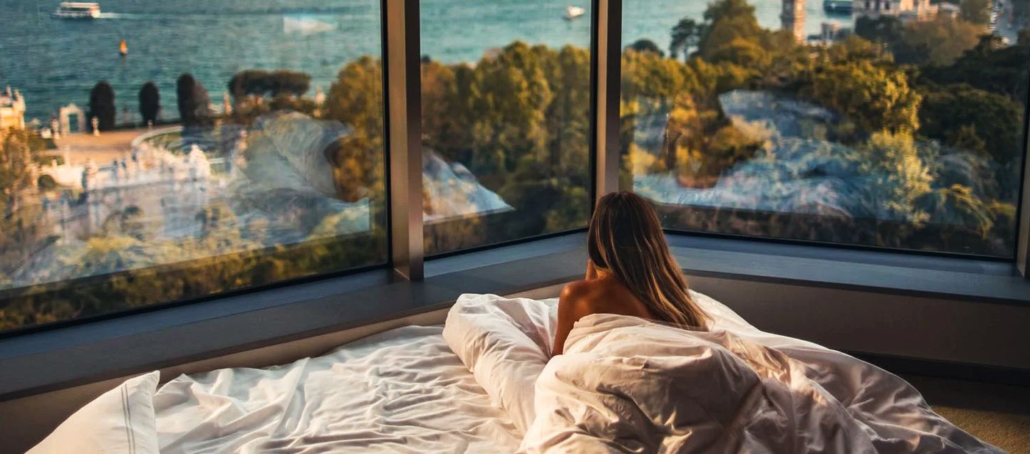 Beneficios de dormir junto al mar