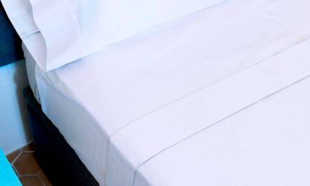 Razões para dormir com lençóis brancos